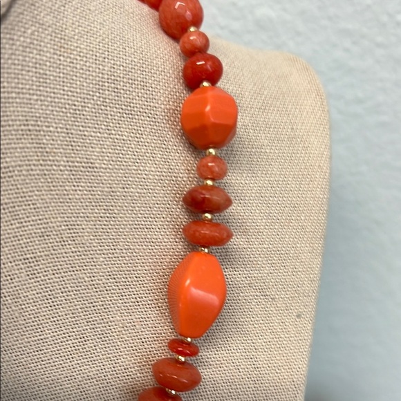 House of Harlow 1960 |🪸 Reconstituted Coral Starfish Statement Necklace ✨ - Picture 6 of 9